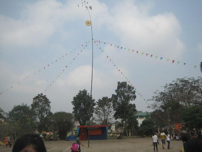 Dựng hội tung còn