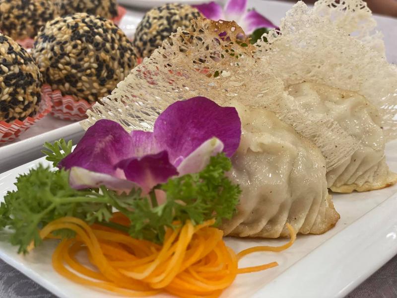Nhà Hàng Ái Huê