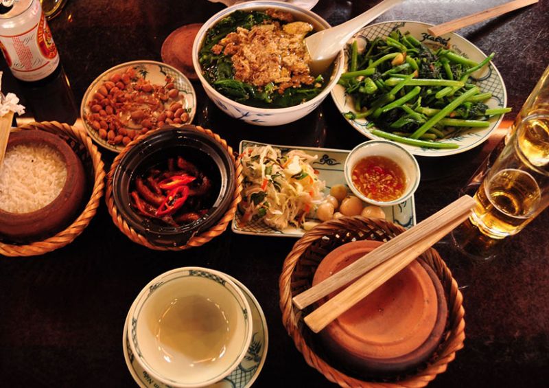 Nhà hàng Bến Sông Quê