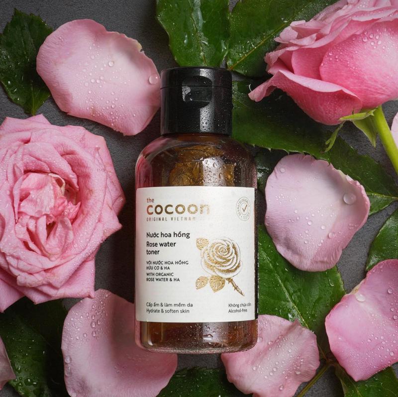 Nước Hoa Hồng Cocoon Rose Water Toner Cấp Ẩm Và Làm Mềm Da