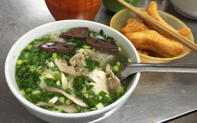 Phở Gà Chí