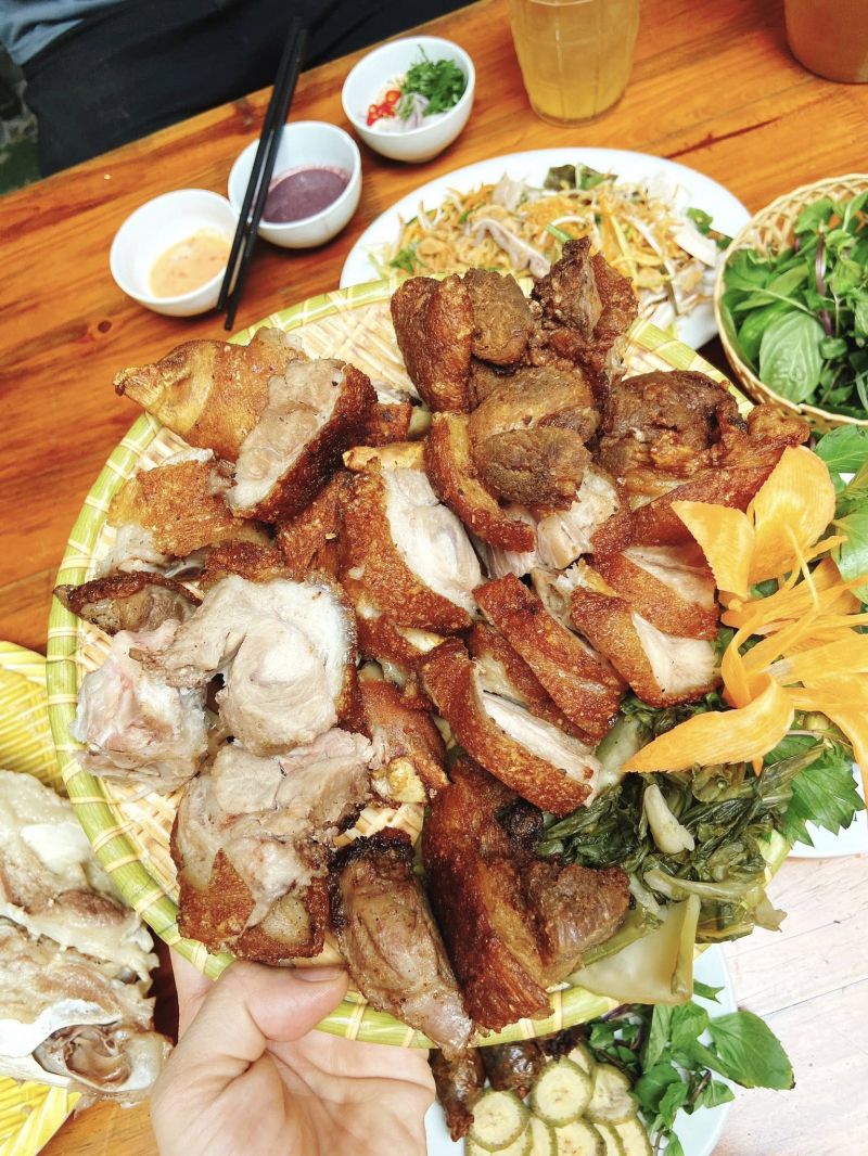 Quán Lòng Thành Vinh
