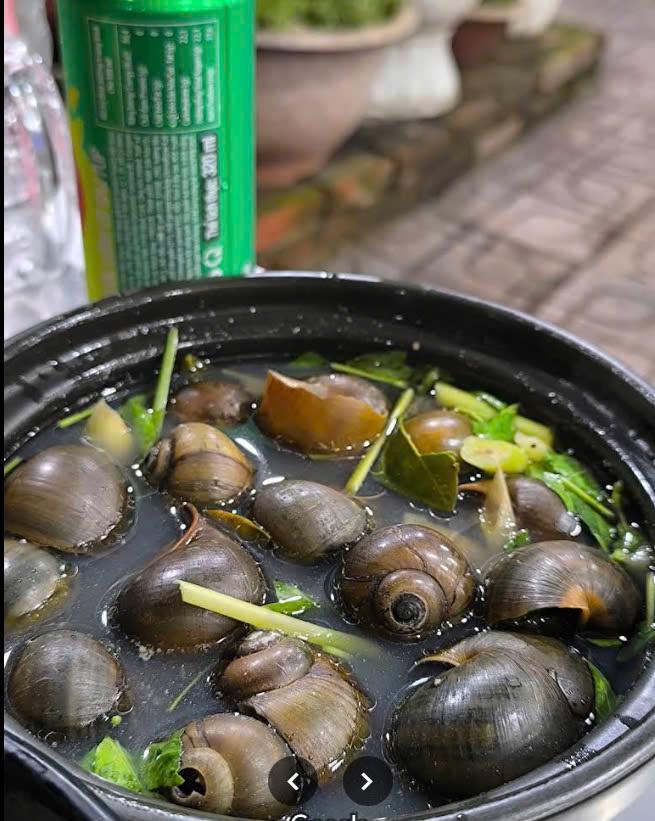 Quán Ốc Tí Nị