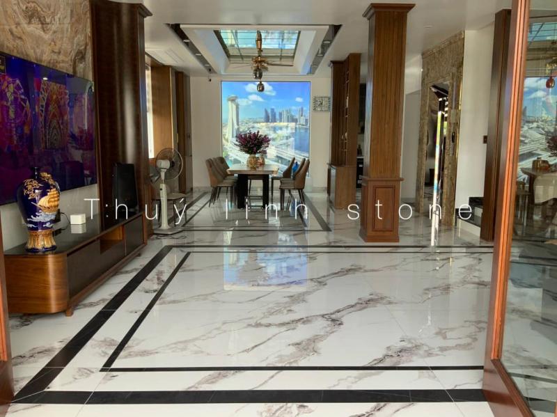 Showroom gạch ốp lát Thuý Linh