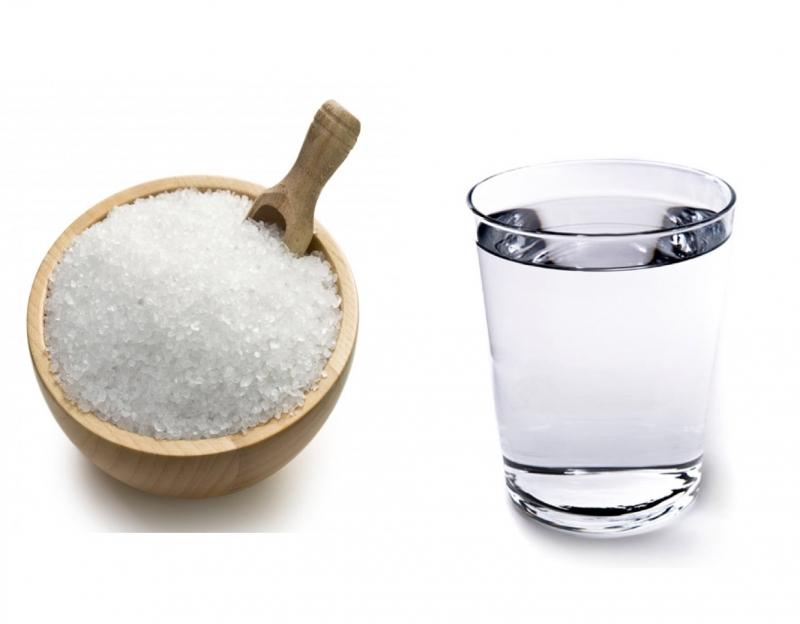 Muối biển và giấm