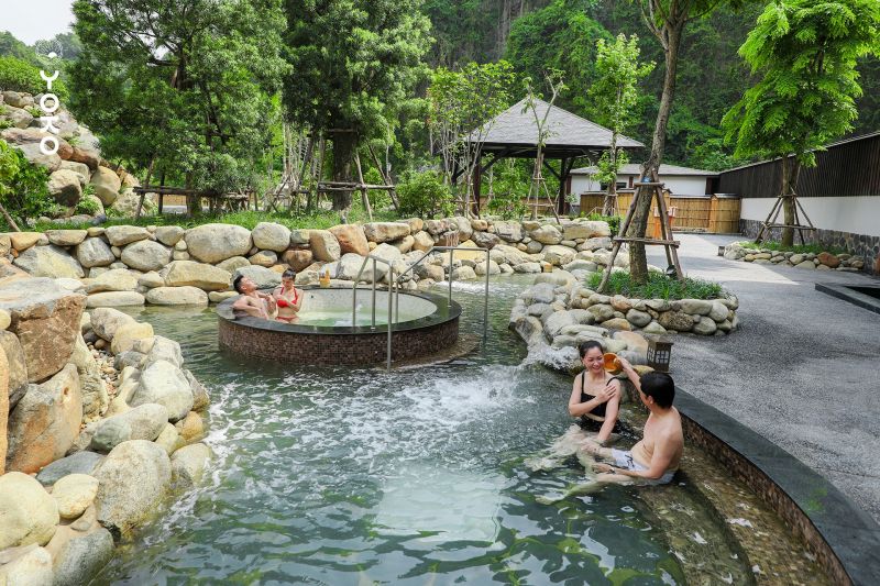 Yoko Onsen Quang Hanh