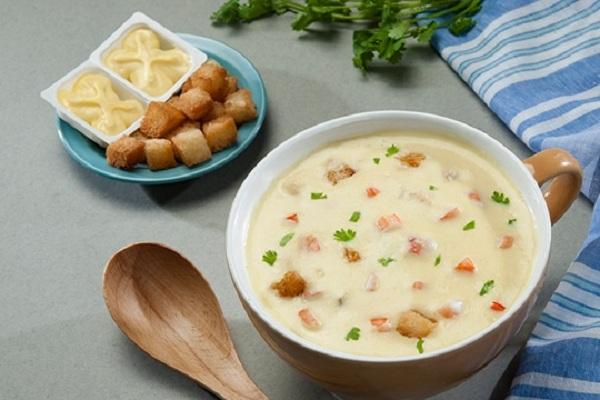 Súp khoai tây phô mai