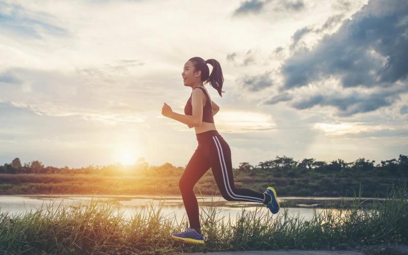 Tập thể dục thường xuyên và tăng cường hoạt động thể chất