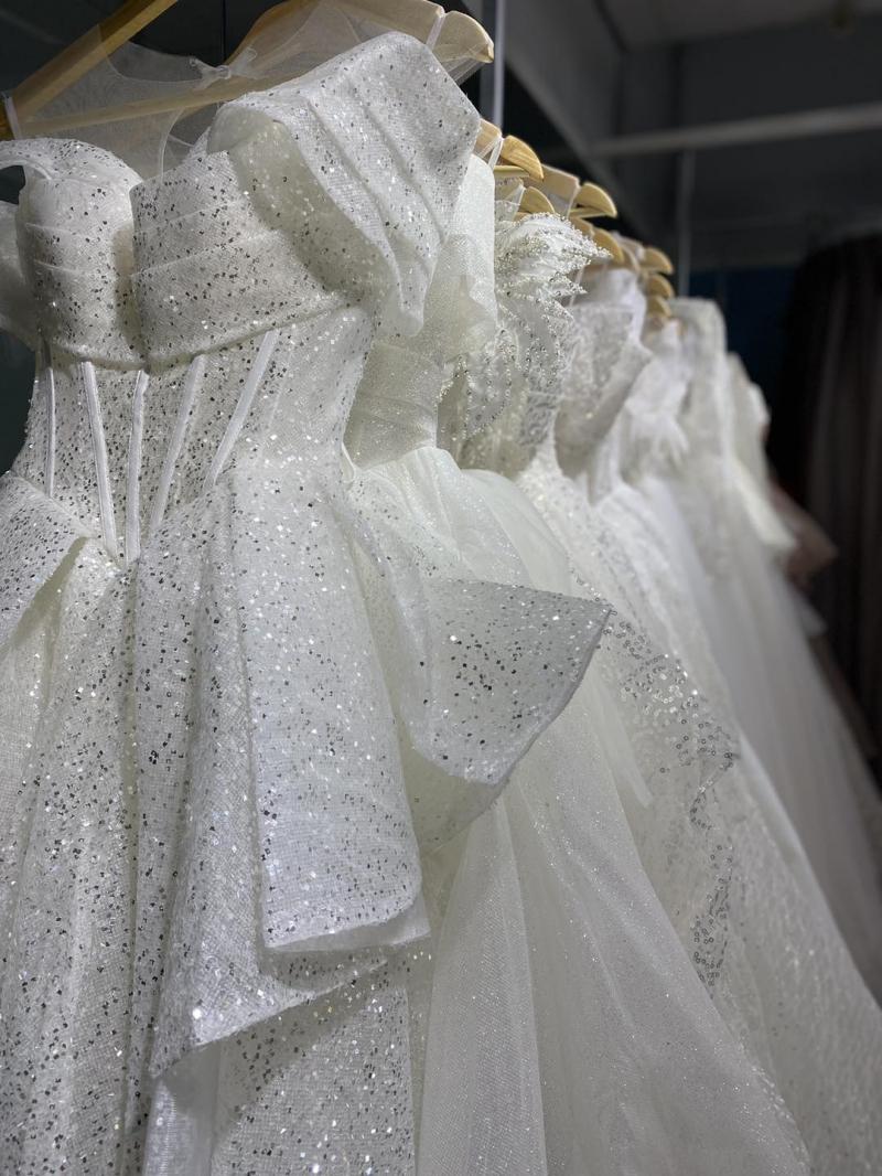 The Love Bridal