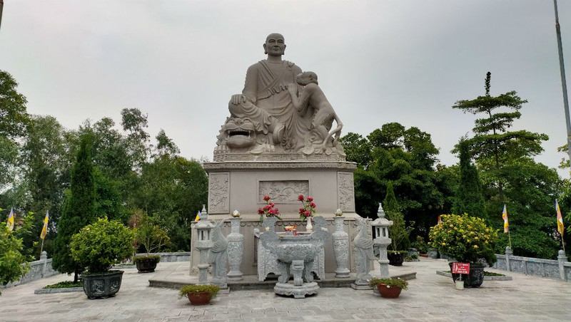 Chùa Tiêu là nơi tu thiền và giảng pháp của nhiều cao tăng thời Lý, như Thiền sư Vạn Hạnh