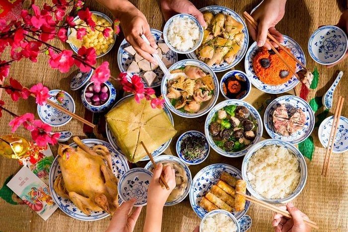 Thuyết minh về bữa cơm tất niên - bài 7