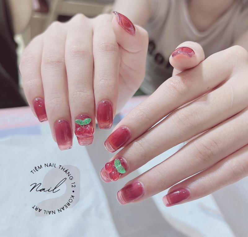 Tiệm nail tháng 12