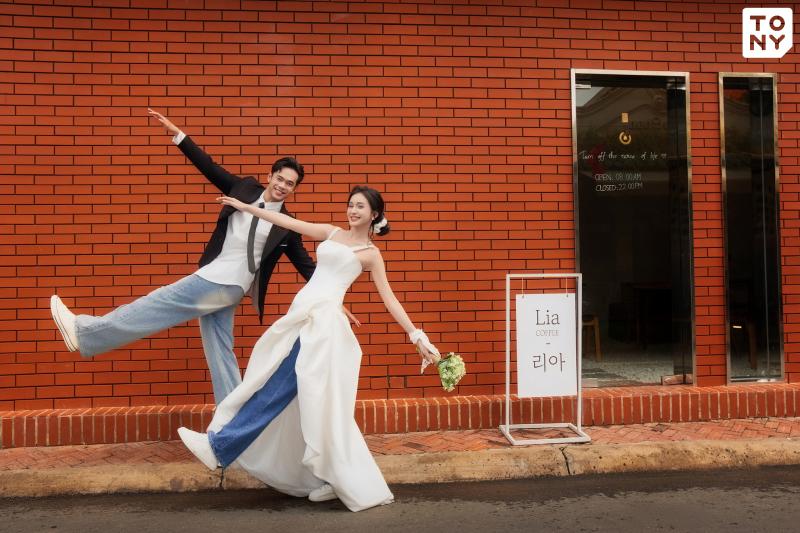 Tony Wedding
