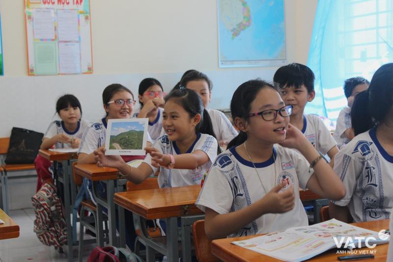 Trò chơi khởi động 3 phút: Tập tự chủ