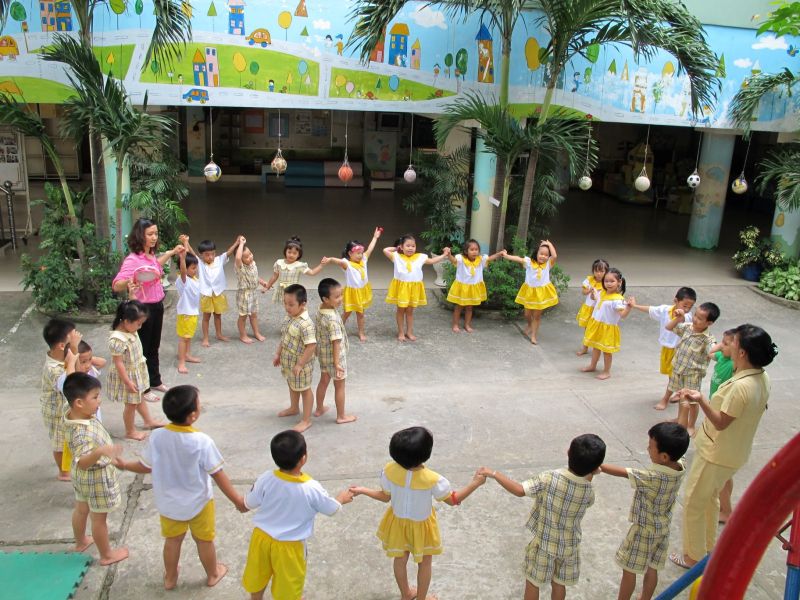 Trò chơi vận động: Bắt đĩa bay (ảnh minh họa)