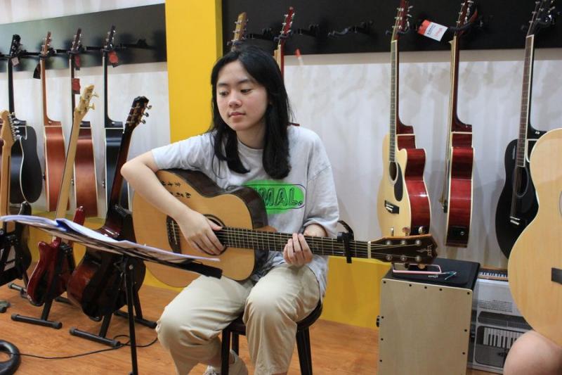 Trung Tâm Học Đàn Guitar 123