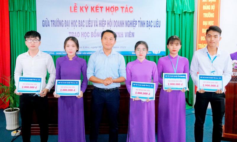 Trường Đại Học Bạc Liêu