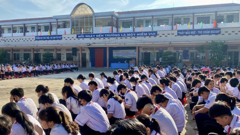 Trường THCS Bình Phú