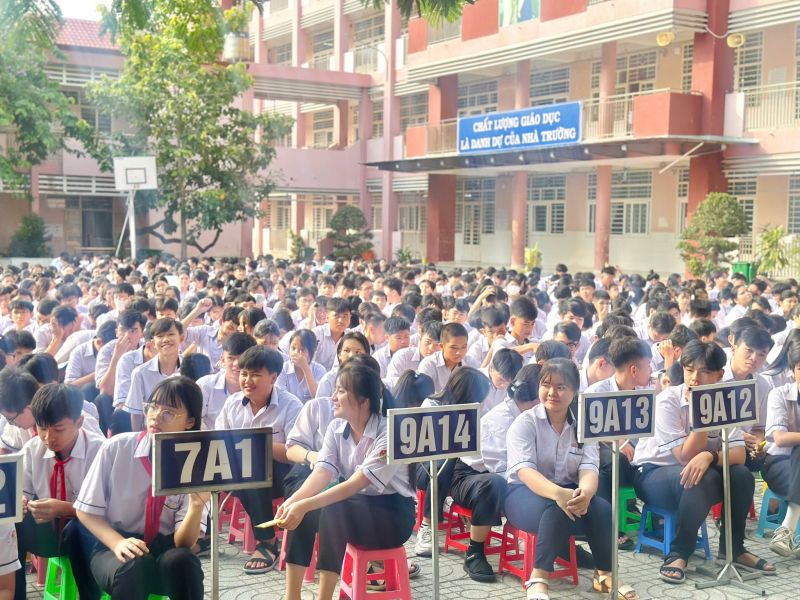 Trường THCS Lê Quý Đôn