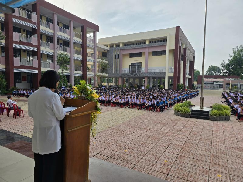 Trường THCS Mỹ Thạnh