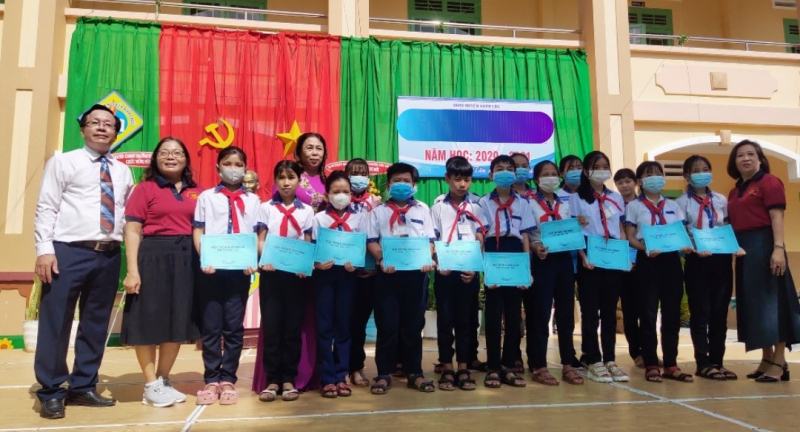 Trường THCS Nguyễn Đình Chiểu