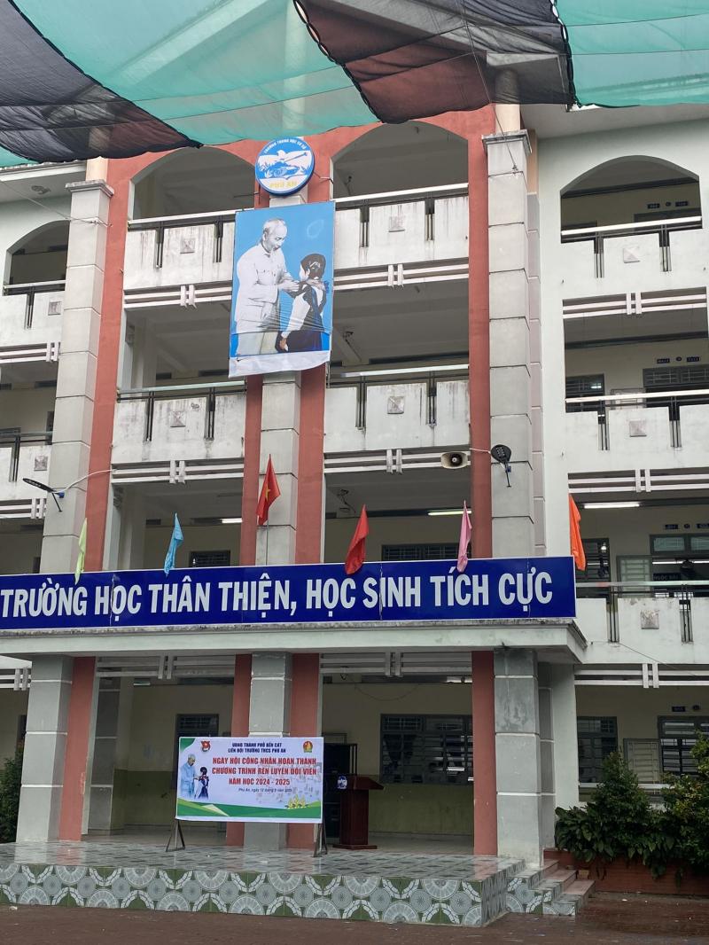 Trường THCS Phú An