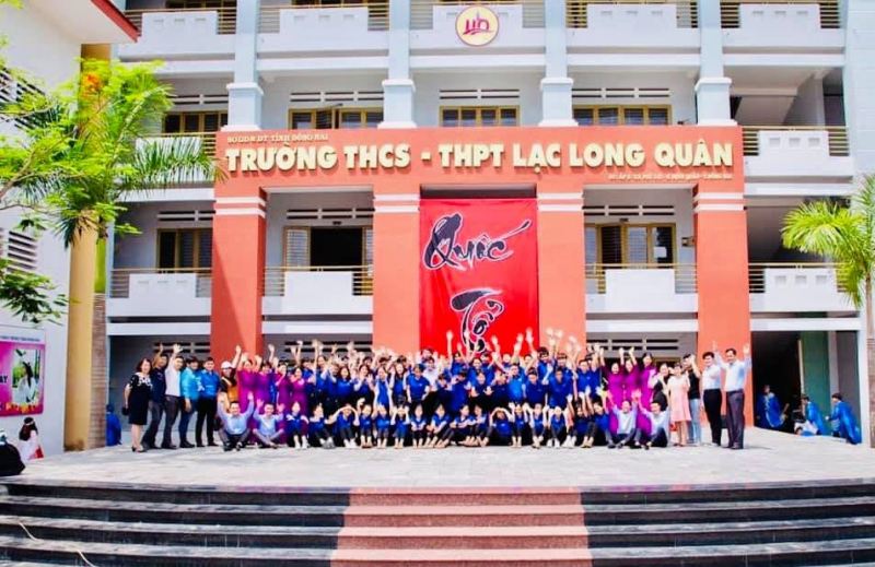 Trường THCS - THPT Lạc Long Quân