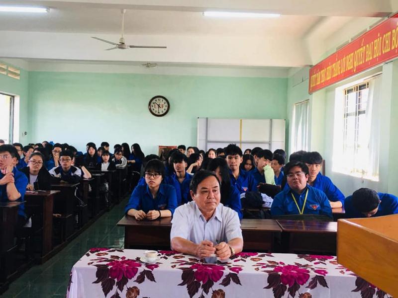 Trường THPT Lê Lợi
