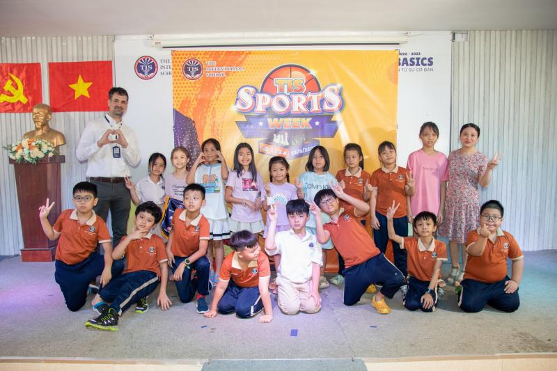 Trường Tiểu học Quốc tế (TIS)