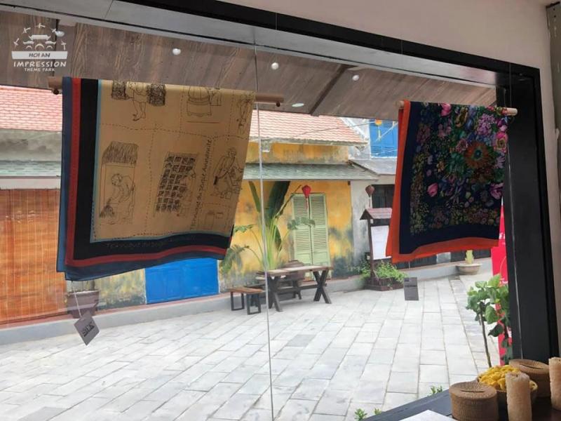 Khăn lụa tơ tằm đẳng cấp, sang trọng