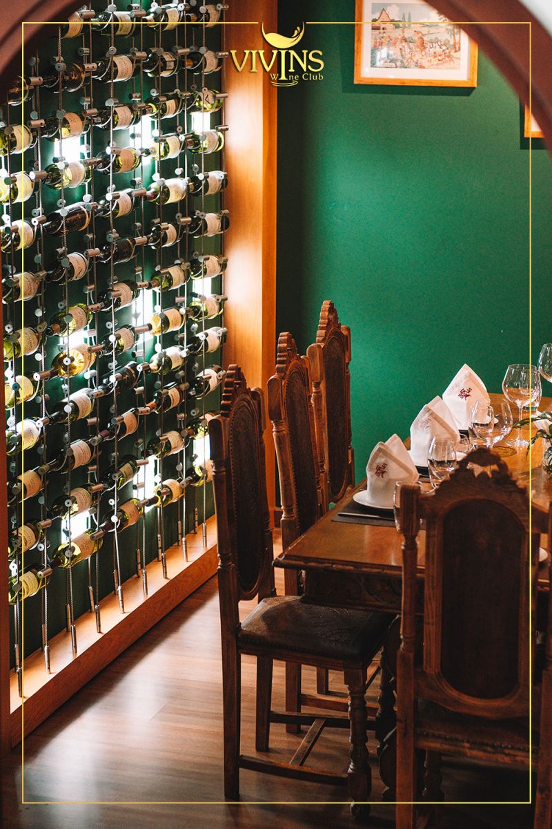 Vivins French Wine & Dining