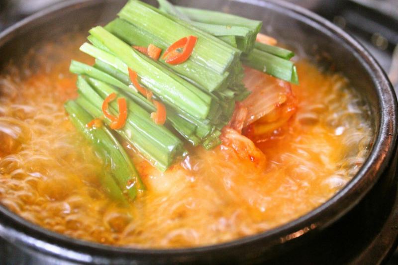 Suất mì nóng hổi cho ngày đông